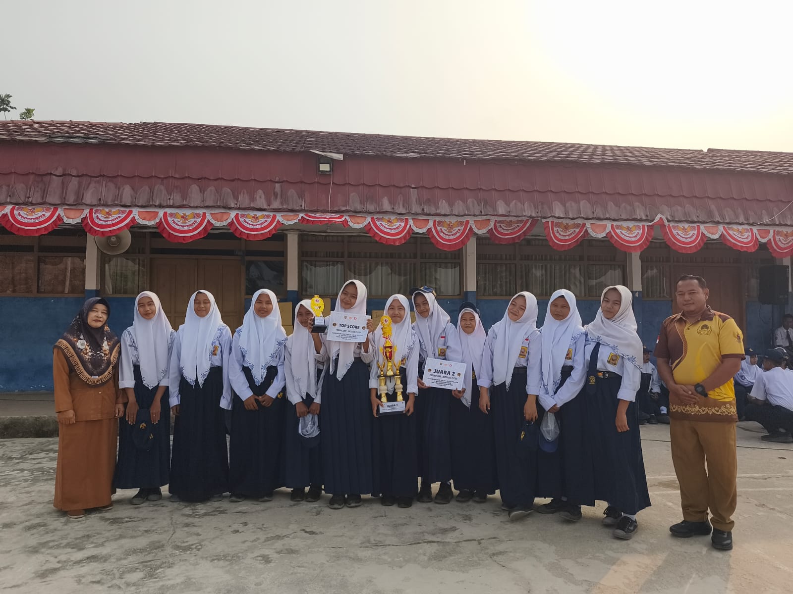 SMP Negeri 14 Samarinda Sukses Mengukir Sejarah di Lapangan Hand Ball !
